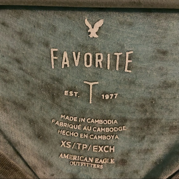 American Eagle Camo Favorite T - Picture 2 of 3